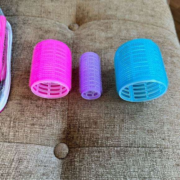 Bella Pro Curl Talk 50 Volume + Curl Essentials Self Grip Velcro Rollers - Picture 7 of 7